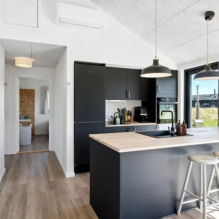 Cresta - 1-4km From The Sea In Nw Jutland By Interhome Løkken